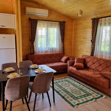Ugur Pansiyon Bungalows Чирали Екстериор снимка