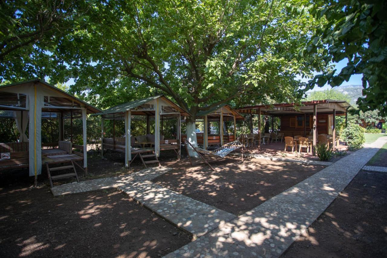 Ugur Pansiyon Bungalows Чирали Екстериор снимка