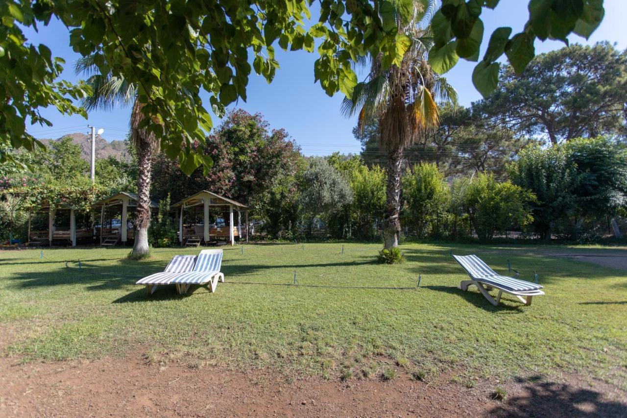 Ugur Pansiyon Bungalows Чирали Екстериор снимка