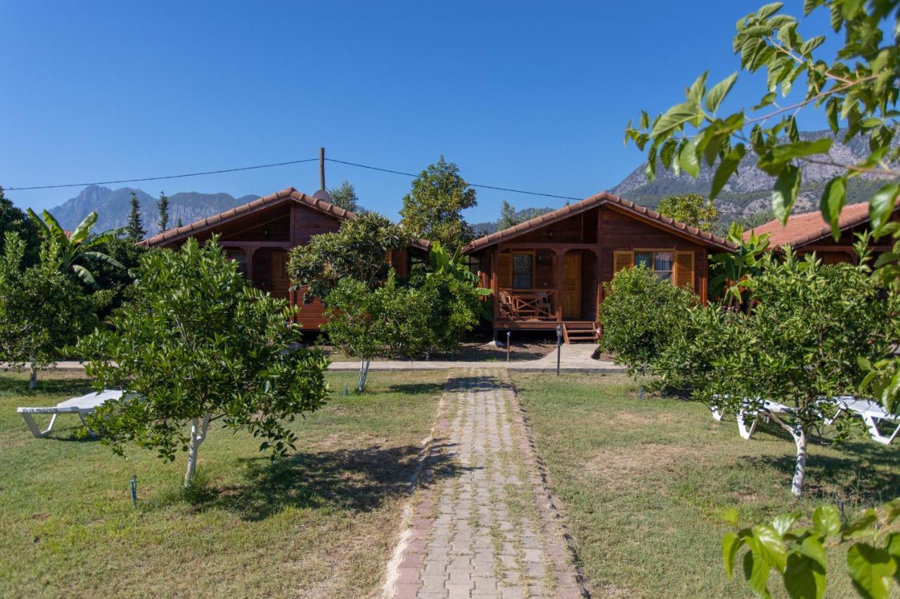 Ugur Pansiyon Bungalows Чирали Екстериор снимка