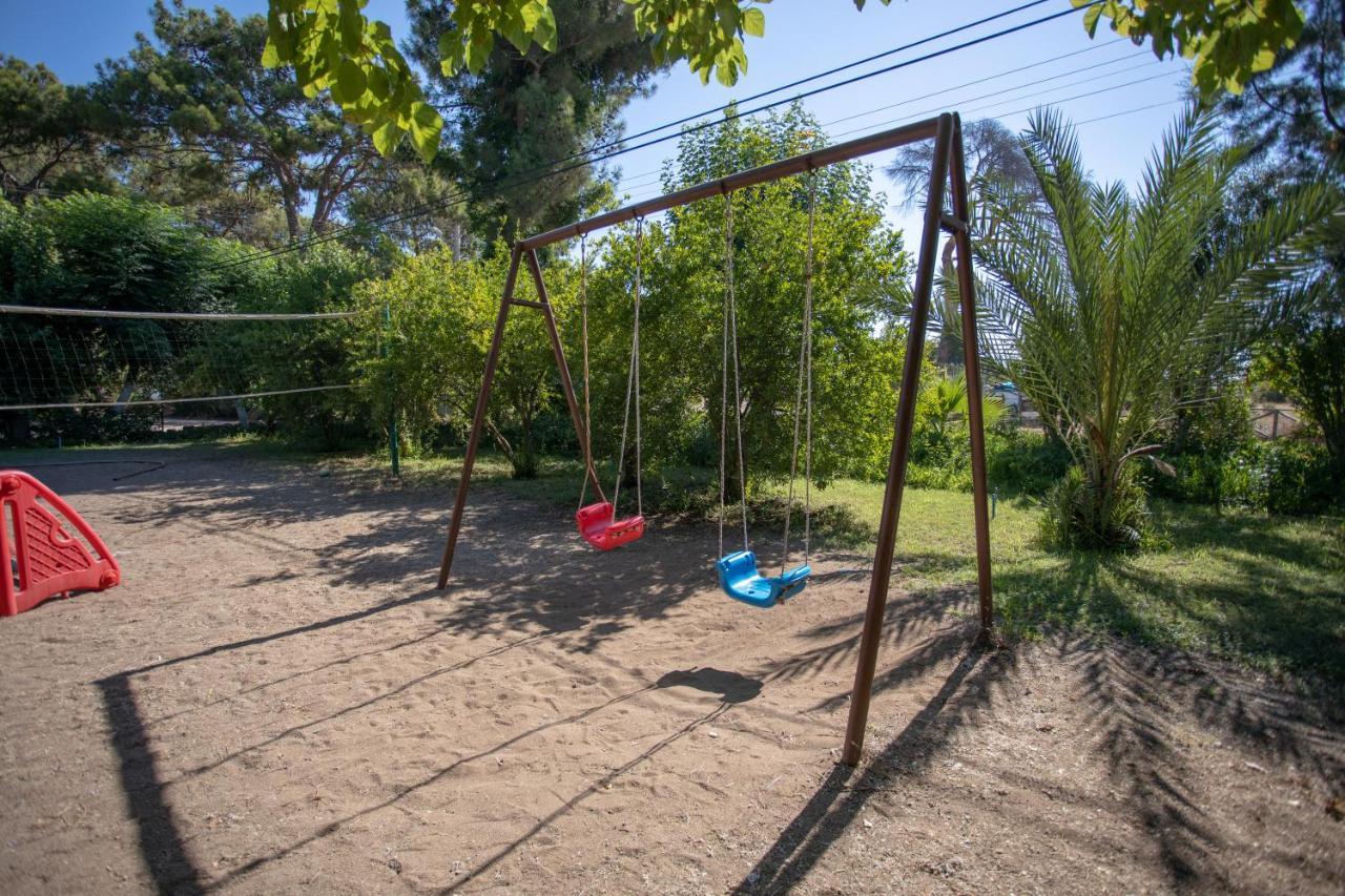 Ugur Pansiyon Bungalows Чирали Екстериор снимка