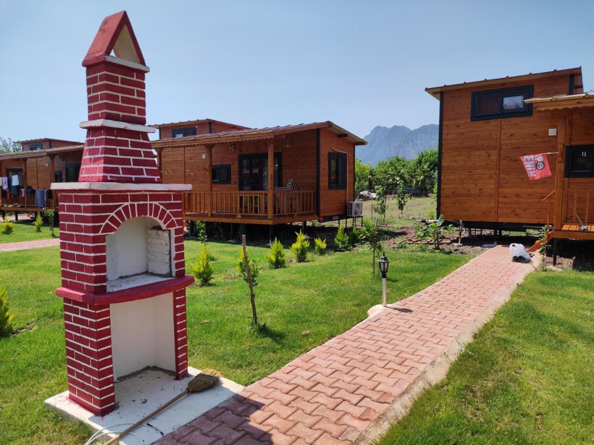 Ugur Pansiyon Bungalows Чирали Екстериор снимка