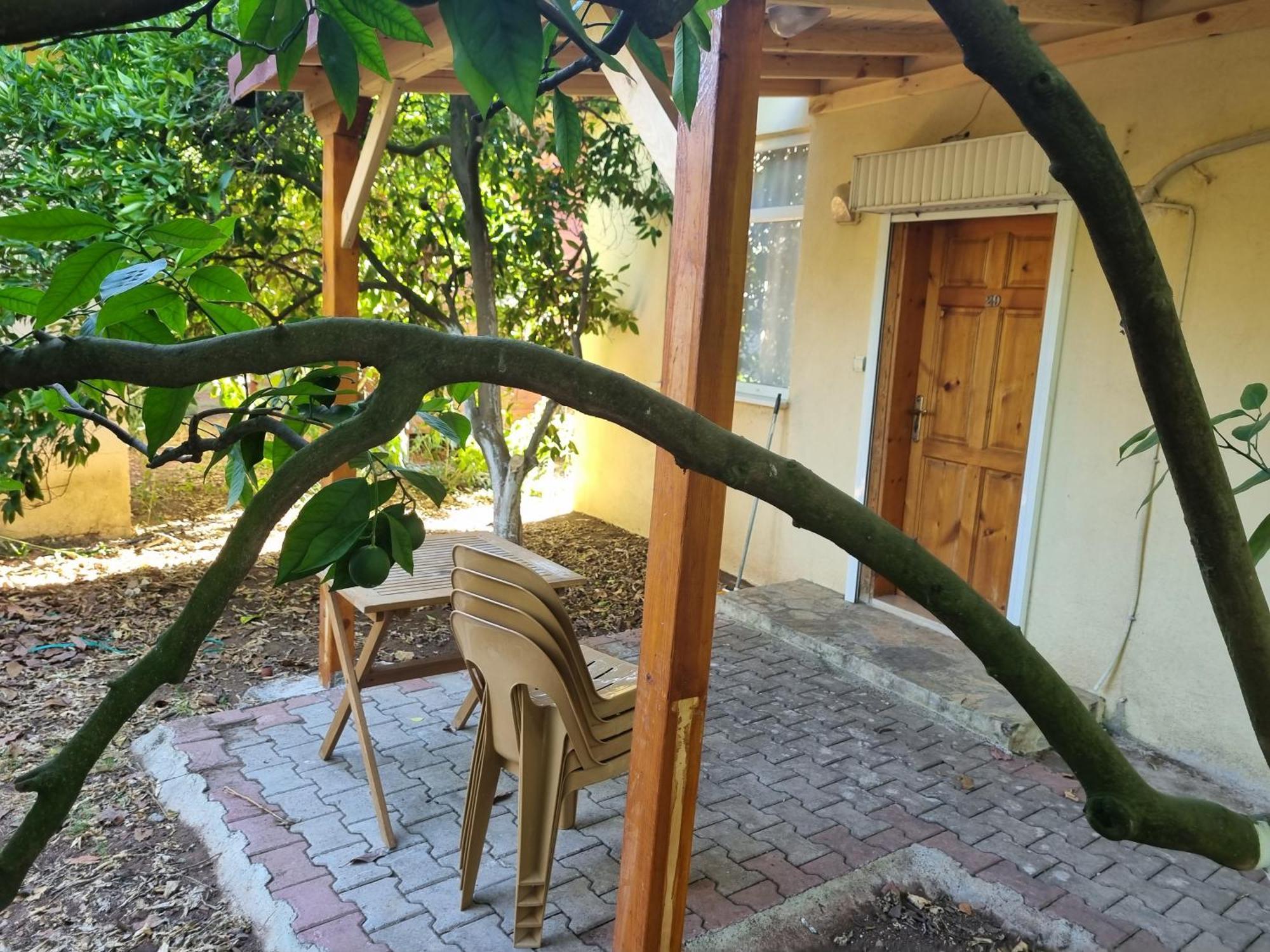 Ugur Pansiyon Bungalows Чирали Екстериор снимка