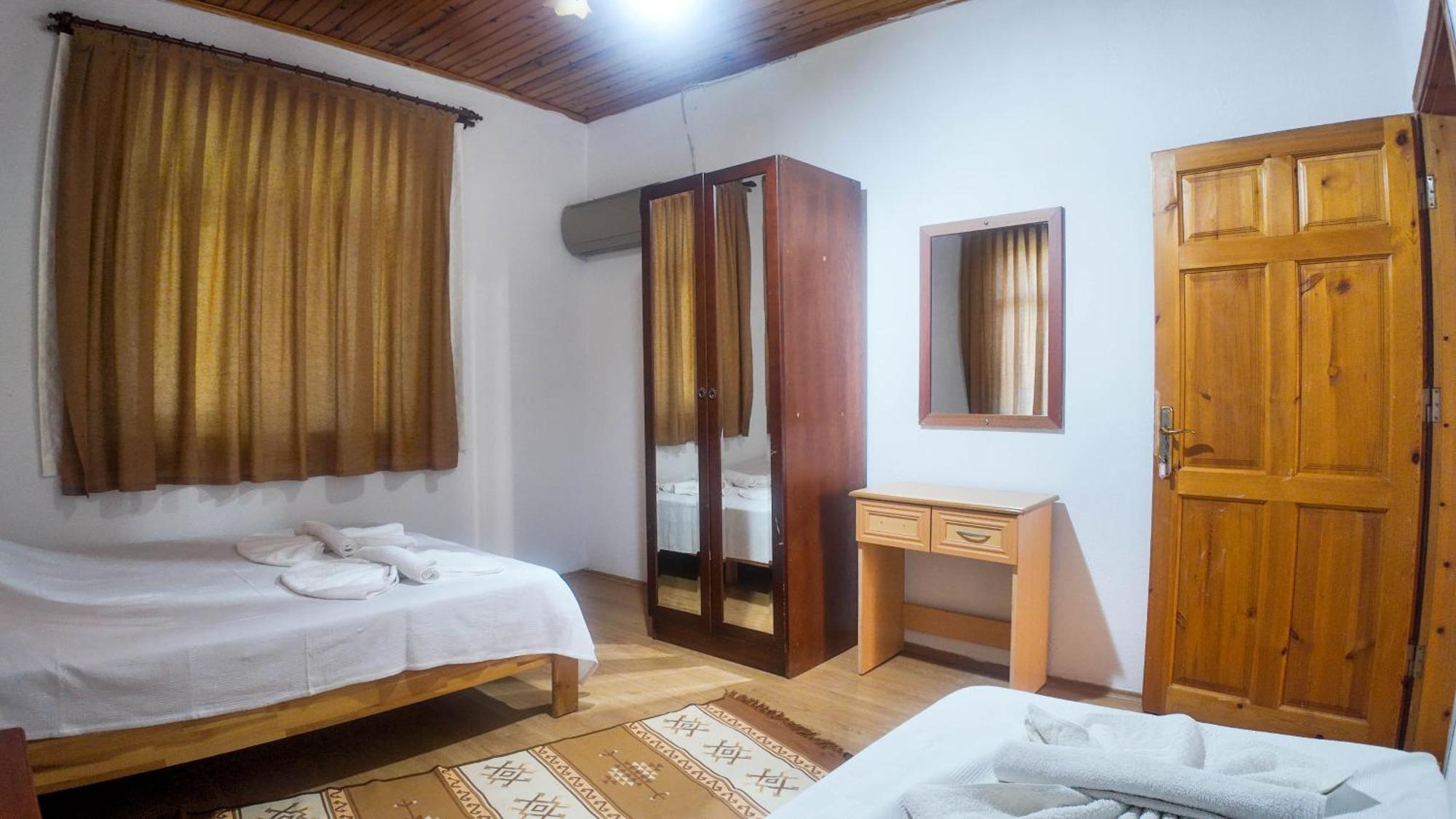 Ugur Pansiyon Bungalows Чирали Екстериор снимка