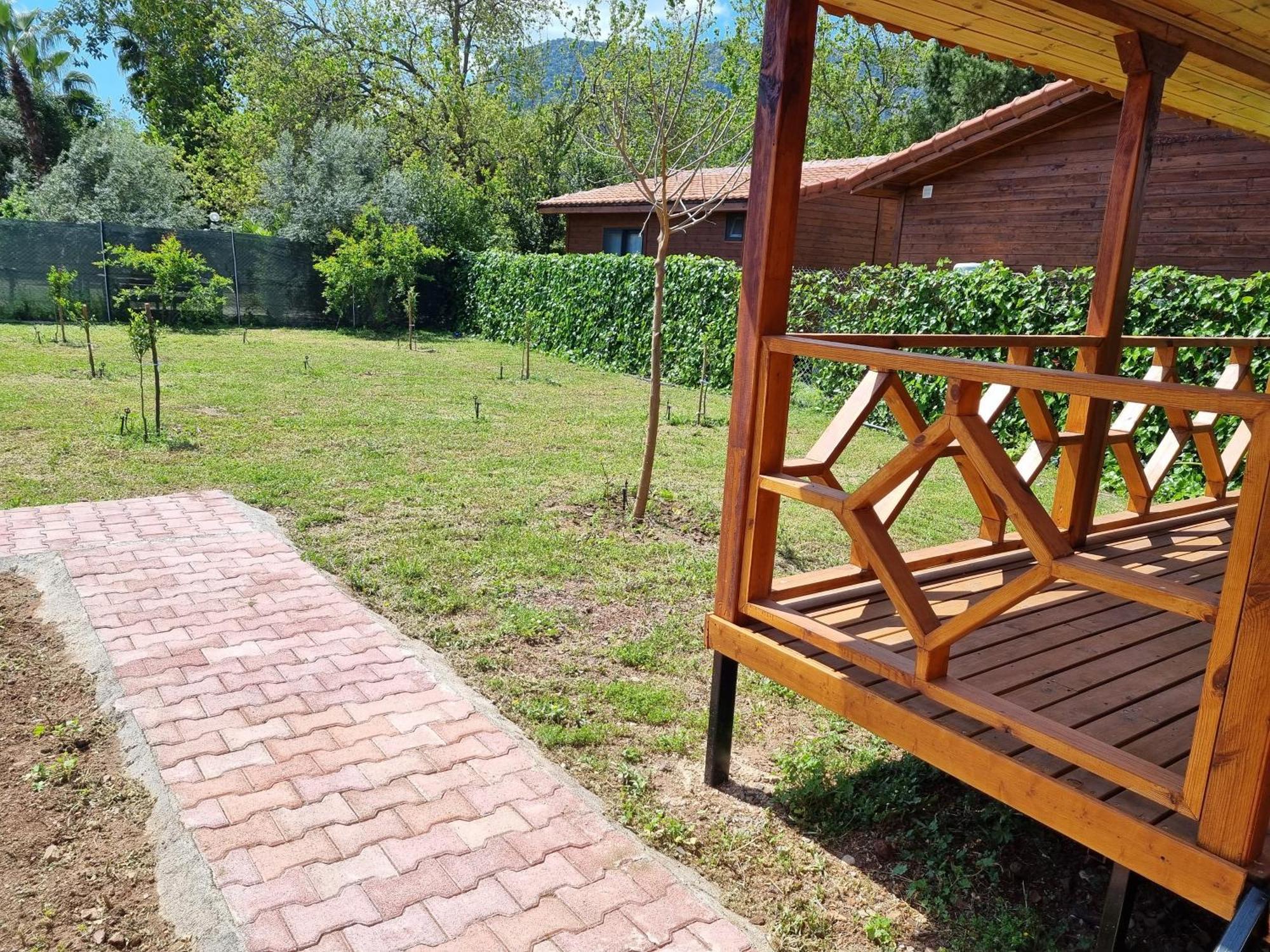 Ugur Pansiyon Bungalows Чирали Екстериор снимка
