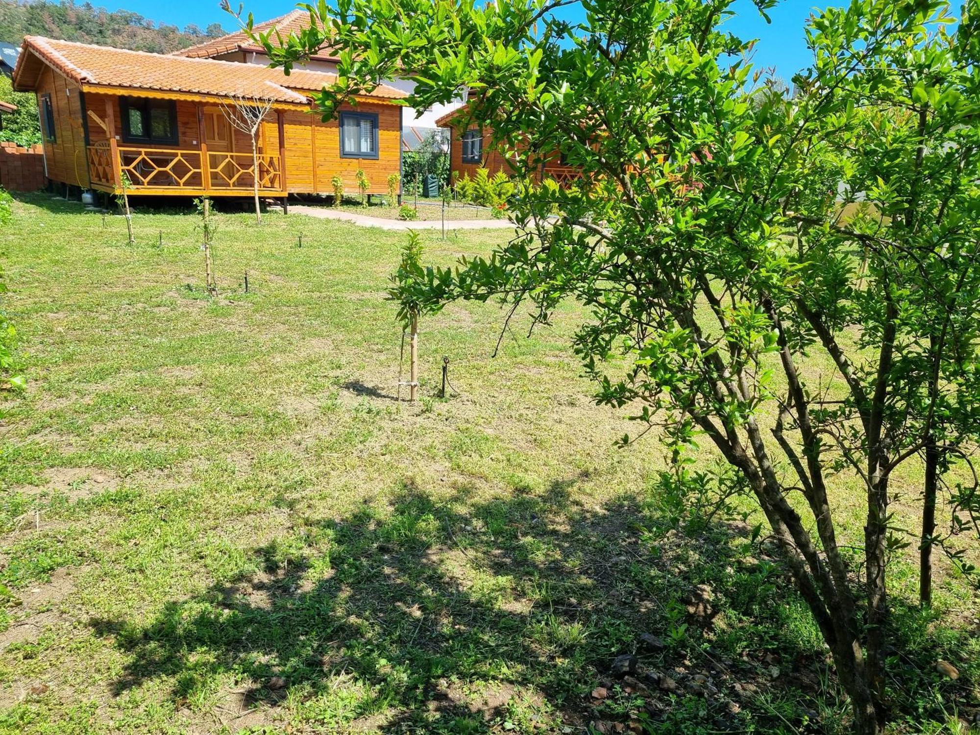 Ugur Pansiyon Bungalows Чирали Екстериор снимка