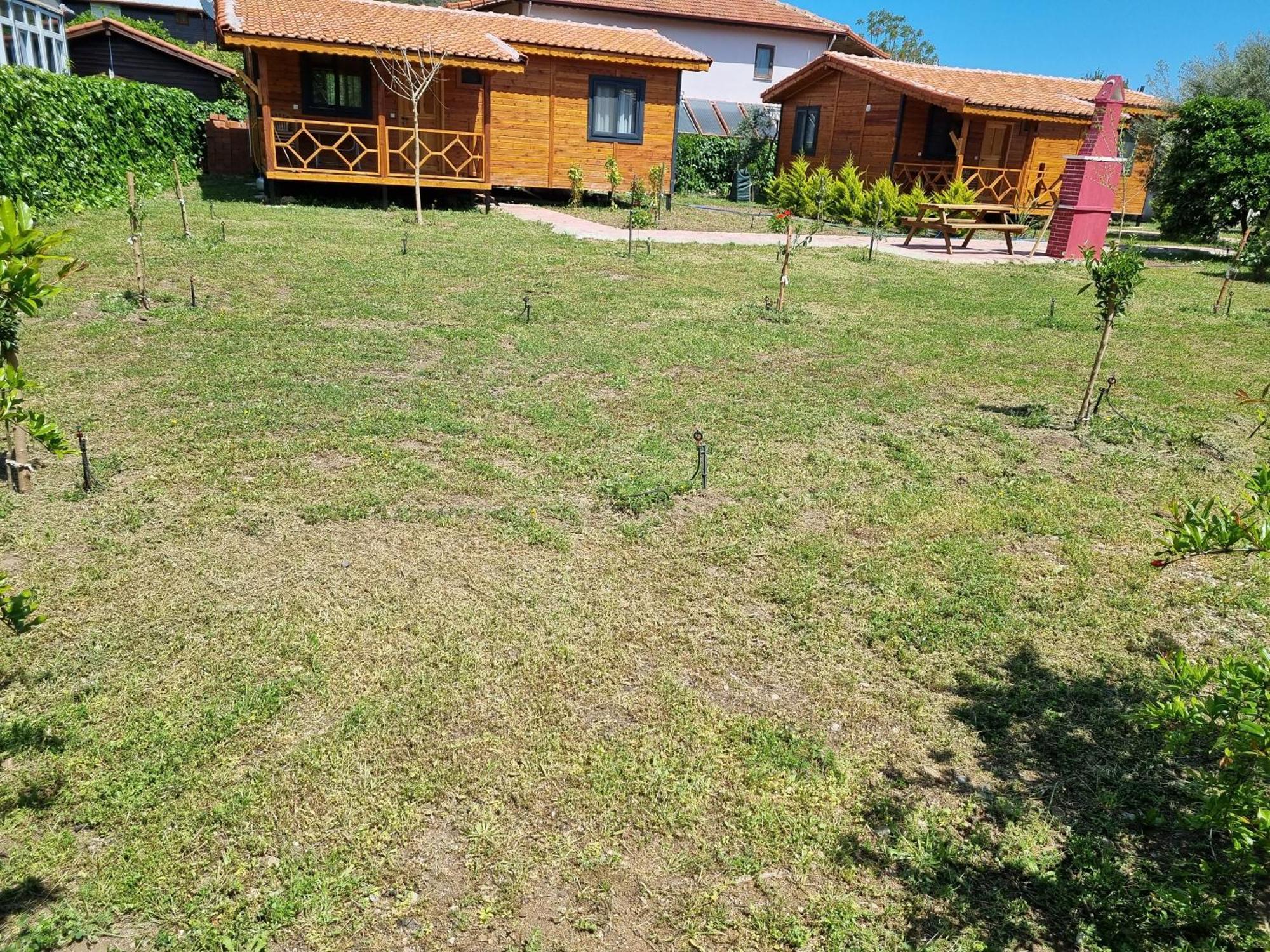 Ugur Pansiyon Bungalows Чирали Екстериор снимка